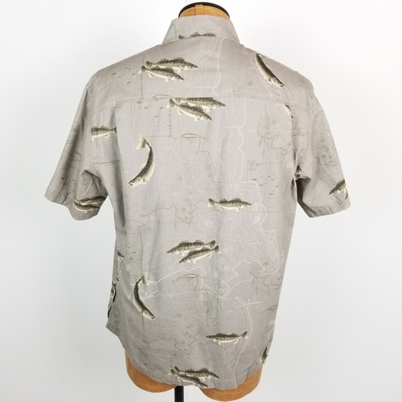 *SOLD* Columbia River Lodge Fish Print Button Down - Picture 7 of 7